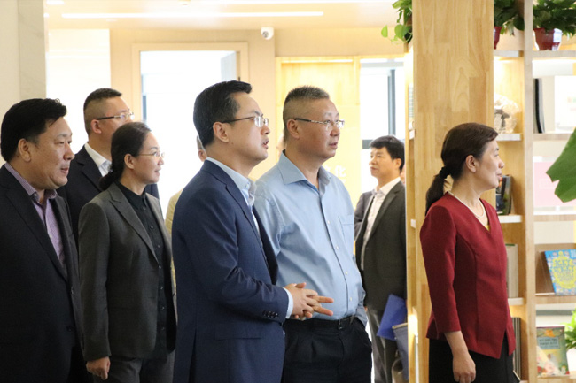 2009241600887825122040.jpg 2.jpg